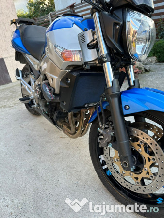 Motocicleta Suzuki gsr600 25 kw