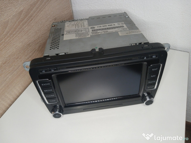 Navigație Vw dar merge și pe alte mașini 