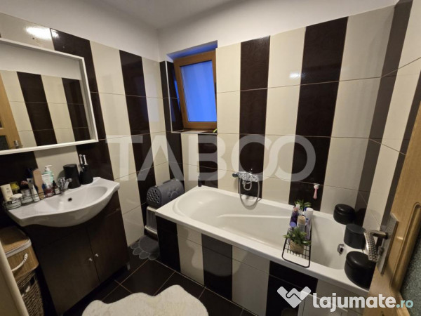 Apartament 3 camere de vanzare decomandat mobilat utilat Til