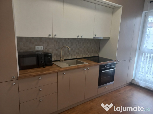 Apartament 2 camere zona Cetatii,decomandat