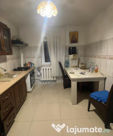 Apartament 4 camere de vânzare în zona Inel I – confort,