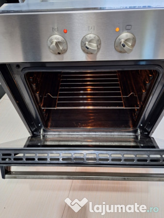 Cuptor electric stare impecabila 