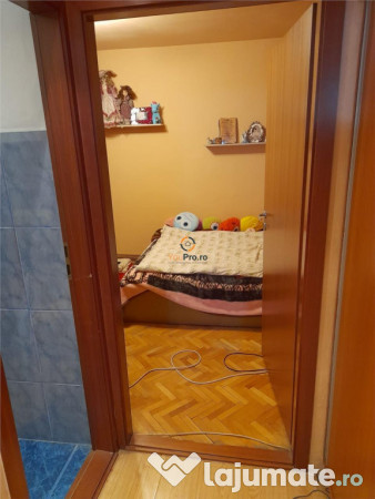 Decomandat cu Centrala Torontalului