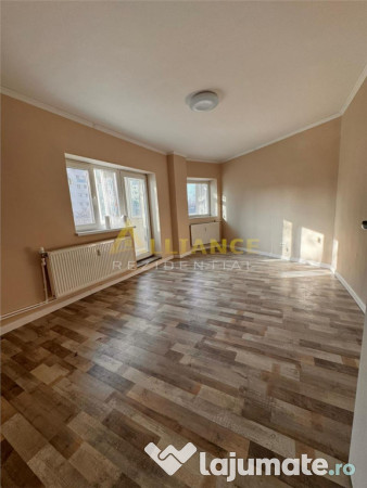 Apartament cu 3 camere, 73 mp, complet renovat - Sos. Bercen