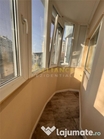 Apartament cu 3 camere, 73 mp, complet renovat - Sos. Bercen