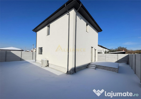 Vila individuala cu 4 camere / 2 bai / Pompa de caldura