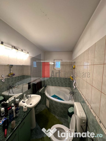 Casă individuală de vânzare – Dămăroaia, Sector 1,... 