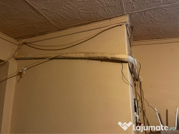 Aer conditionat aproape nou 