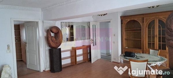 Inchiriere apartament 3(din4)camere pe bd Decebal, metrou... 