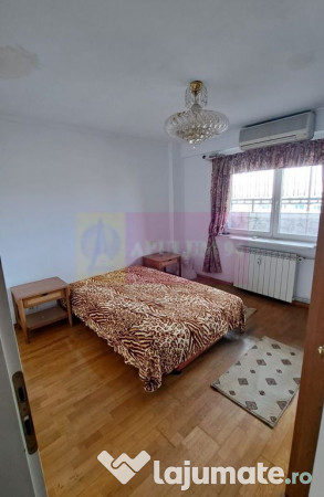 Inchiriere apartament 3(din4)camere pe bd Decebal, metrou... 