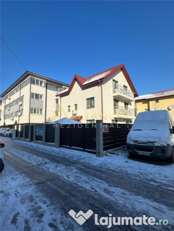 Vila individuala cu 8 camere, 3 bai - 300 mp Teren, Metrou D