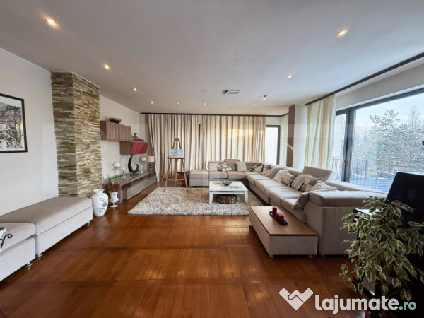 Vilă de Lux în Europa | Panoramă Superbă