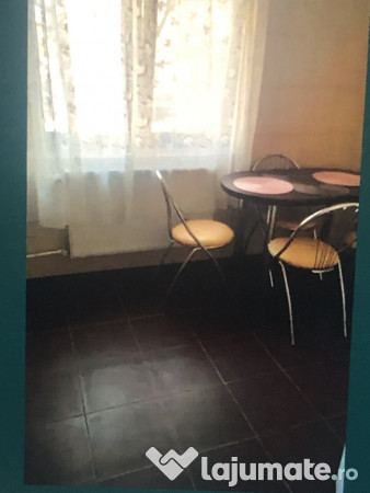 Vitan mall etaj 1 decomandat 