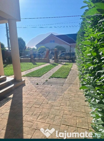 Casa/Vilă cu 4 camere de vânzare in Santandrei 