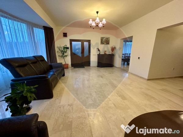 Casa/Vilă cu 4 camere de vânzare in Santandrei 