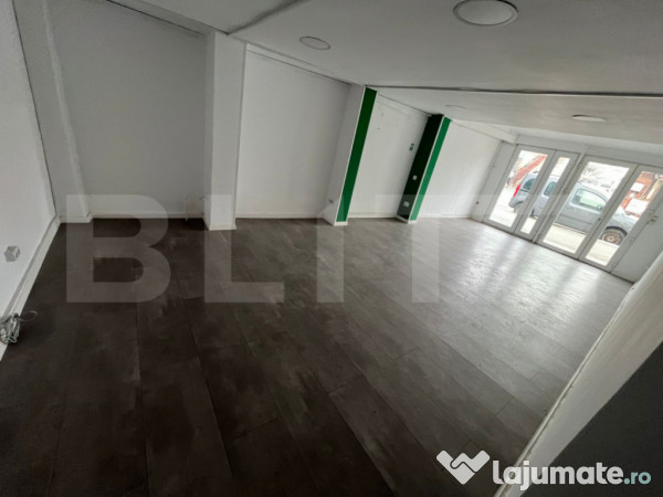 Spațiu comercia, 65 mp, zona Micro 6 
