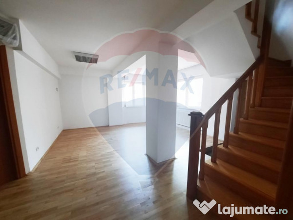 Apartament duplex / 4 camere de inchiriat / zona Bucur Ob...