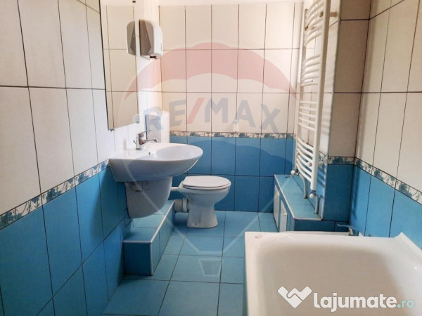 Apartament duplex / 4 camere de inchiriat / zona Bucur Ob...