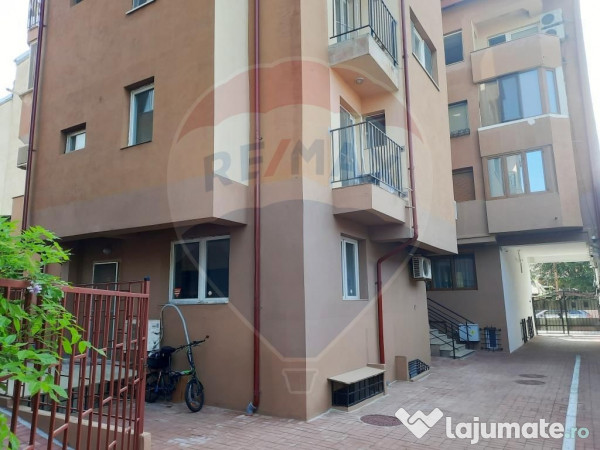 Apartament duplex / 4 camere de inchiriat / zona Bucur Ob...