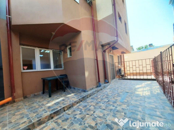 Apartament duplex / 4 camere de inchiriat / zona Bucur Ob...