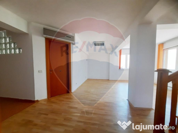Apartament duplex / 4 camere de inchiriat / zona Bucur Ob...