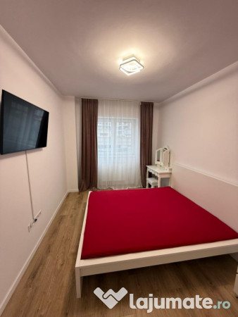 Garsoniera de închiriat,cocheta și spațioasă lângă Mall Plaza-centrala 