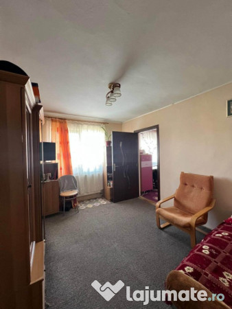 Apartament 3 Cam la cheie mobila Politia Locala 45mp et 4 pod centrala 