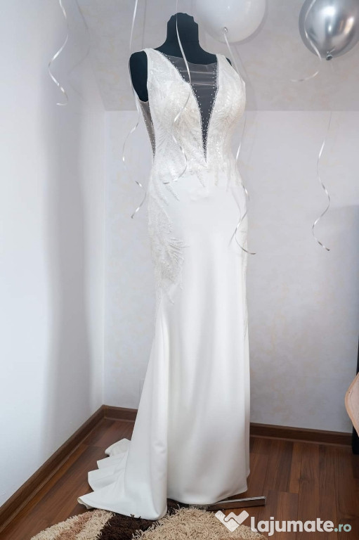 Rochie mireasa model deosebit 
