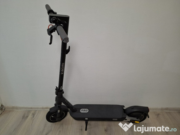 Trotineta electrica Xiaomi Scooter 5 Pro 