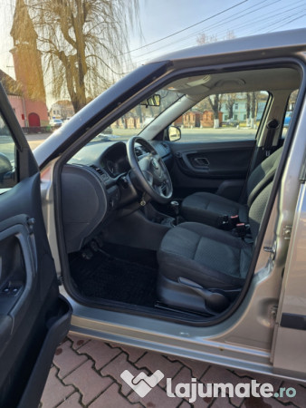 Skoda Fabia 2 an 2011 