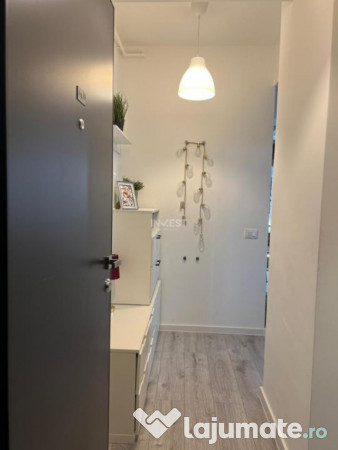 APARTAMENT CU 2 CAMERE , OPEN-SPACE, ETAJ INTERMEDIAR, CAPAT 