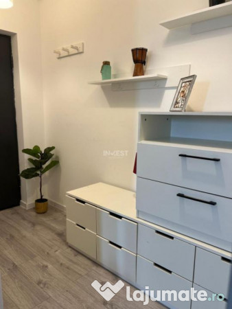 APARTAMENT CU 2 CAMERE , OPEN-SPACE, ETAJ INTERMEDIAR, CAPAT 