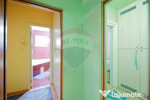 Apartament cu 4 camere, de vânzare în zona Rogerius 