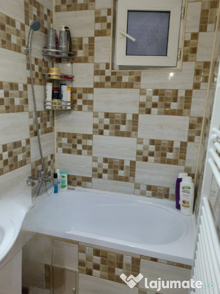 Apartament 3 camere etaj 2, zona Vidin, renovat 2022 