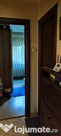 Apartament 3 camere, etaj 1 - zona Colentina, str. Radovanu