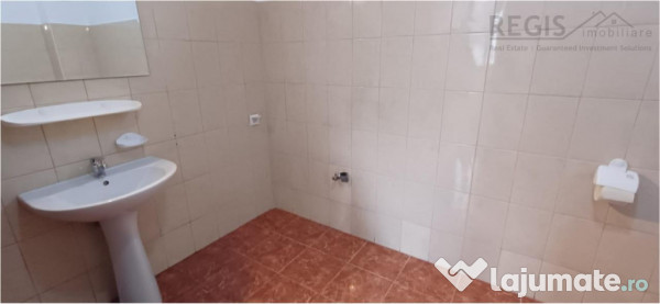 Apartament 2 camere Centrul Civic nemobilat 