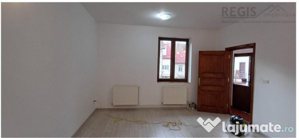 Apartament 2 camere Centrul Civic nemobilat 