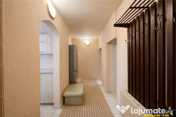 Casa potential:activitati comerciale, birouri, locuire multi