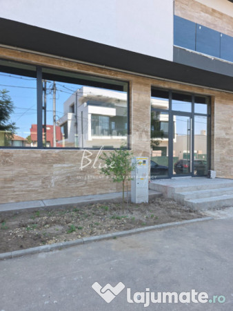 Spatiu comercial 637 mp situat in cladire noua, zona Faleza