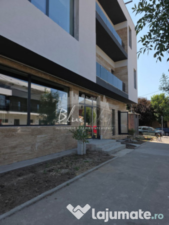 Spatiu comercial 637 mp situat in cladire noua, zona Faleza
