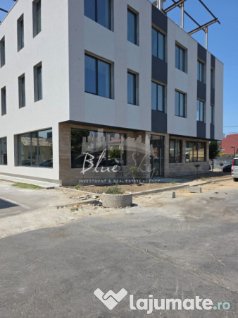 Spatiu comercial 637 mp situat in cladire noua, zona Faleza