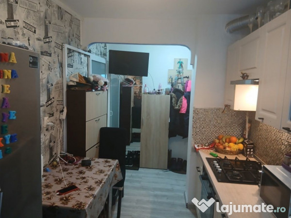 Apartament de 2 camere zona NOUA, 