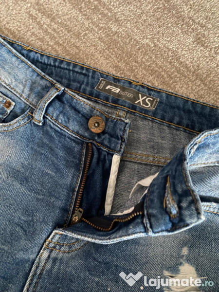 Blugi pentru femei marimea XS 