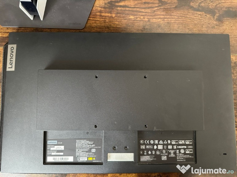 Doua monitoare si suport - LG 22MK430H-B Lenovo C22-25 