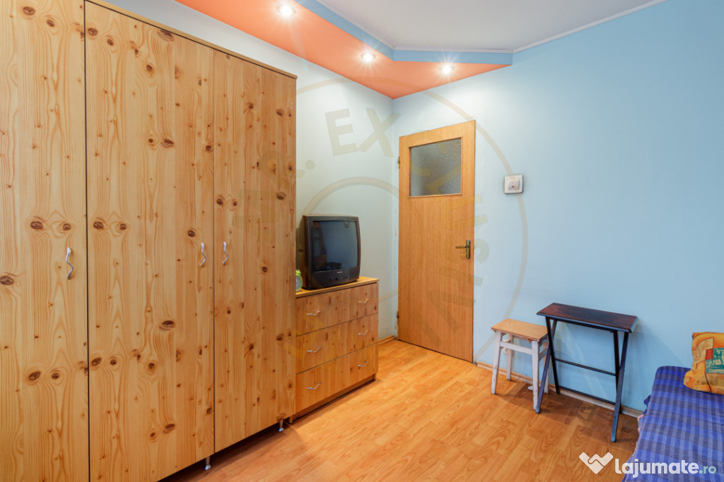 Apartament 3 camere decomandat centrala proprie 