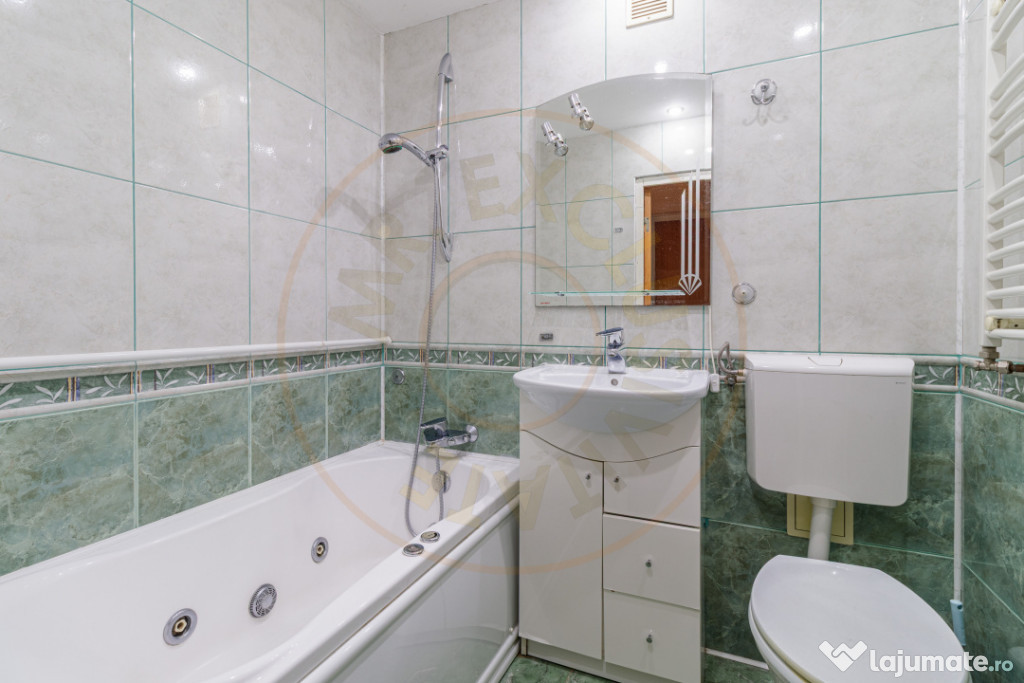 Apartament 3 camere decomandat centrala proprie 
