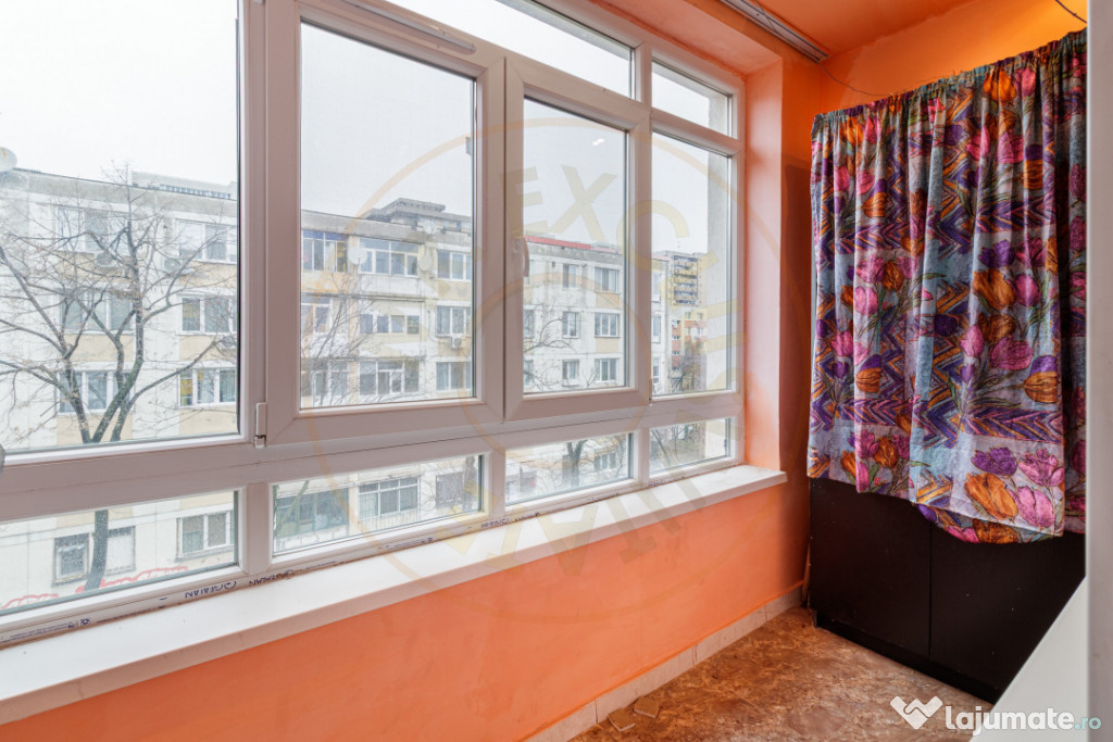 Apartament 3 camere decomandat centrala proprie 