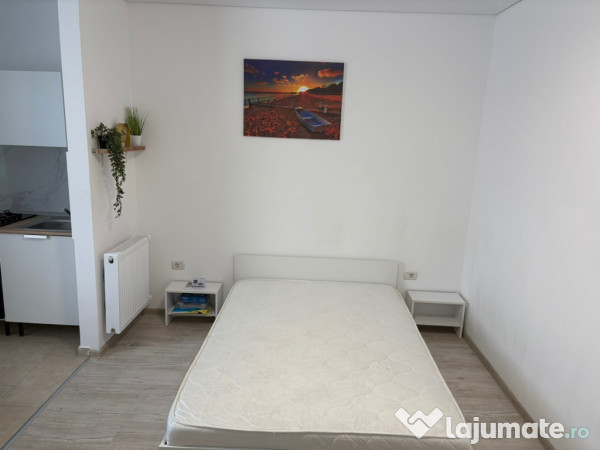 Garsonieră de închiriat (Militari Residence ) 