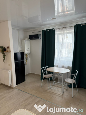 Garsonieră de închiriat (Militari Residence ) 