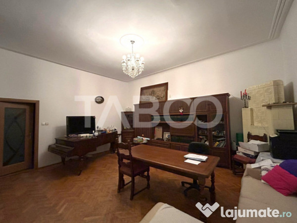 Apartament de vanzare cu garaj terasa 55 mpu zona Central Si
